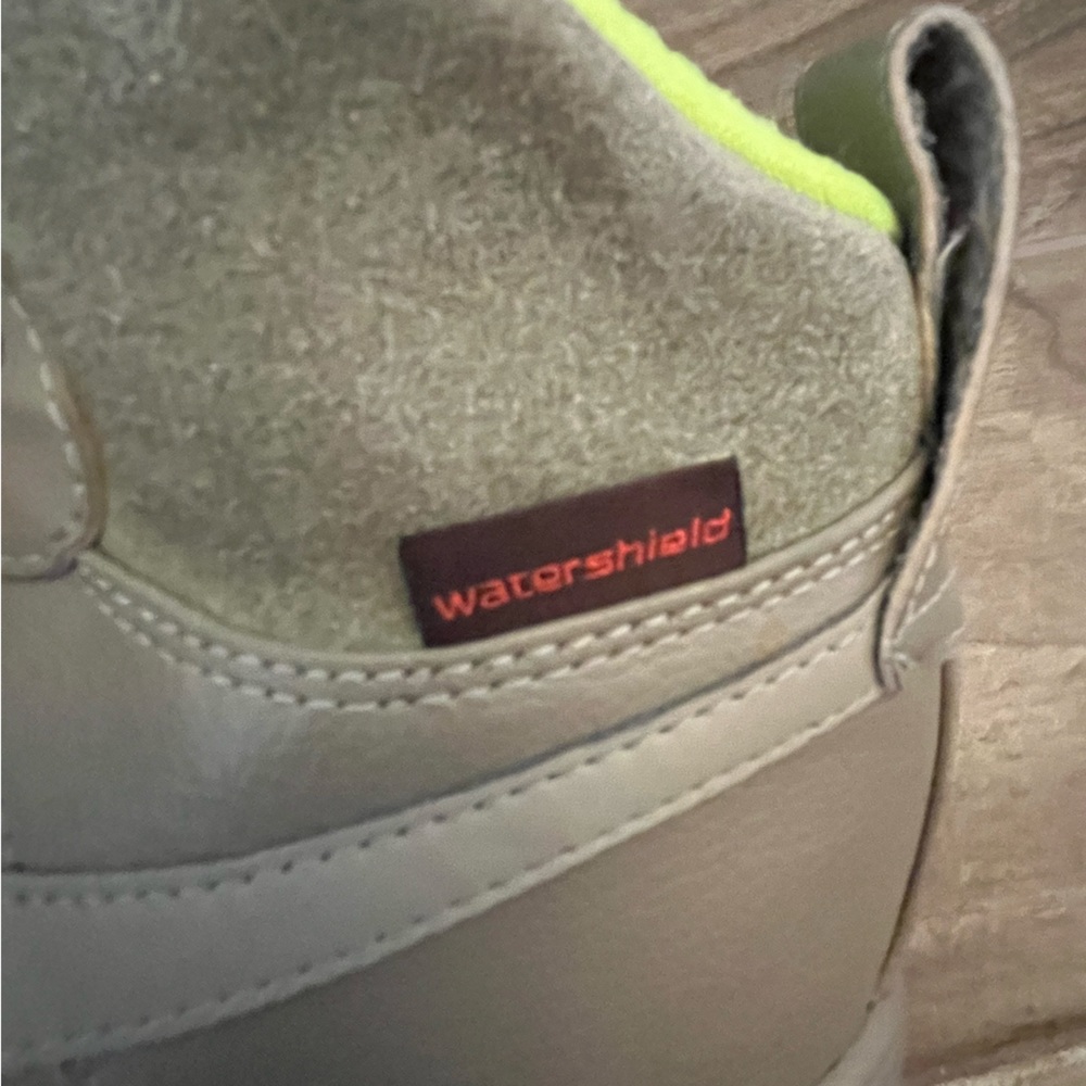 Nike Lunar Force 1 Sneakerboot GS 'BAMBOO'. Size 7Y - Picture 6 of 7